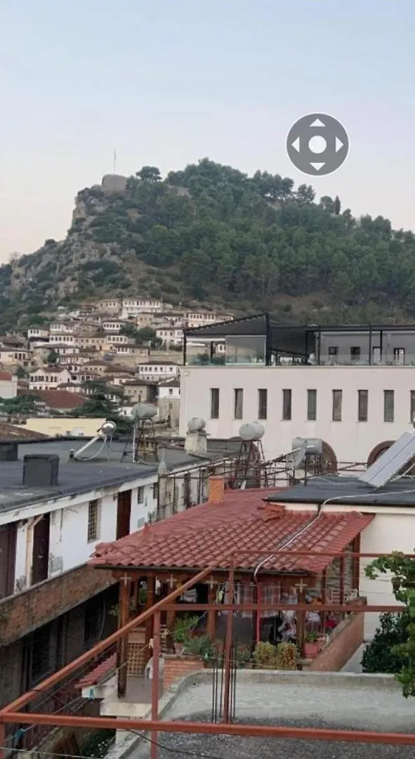 Flat In Berat'S Center Διαμέρισμα Μπεράτ