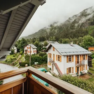 https://luxurious-3-bedroom-apartment-with-sauna-and-garage.hotels-rhonealpes.com