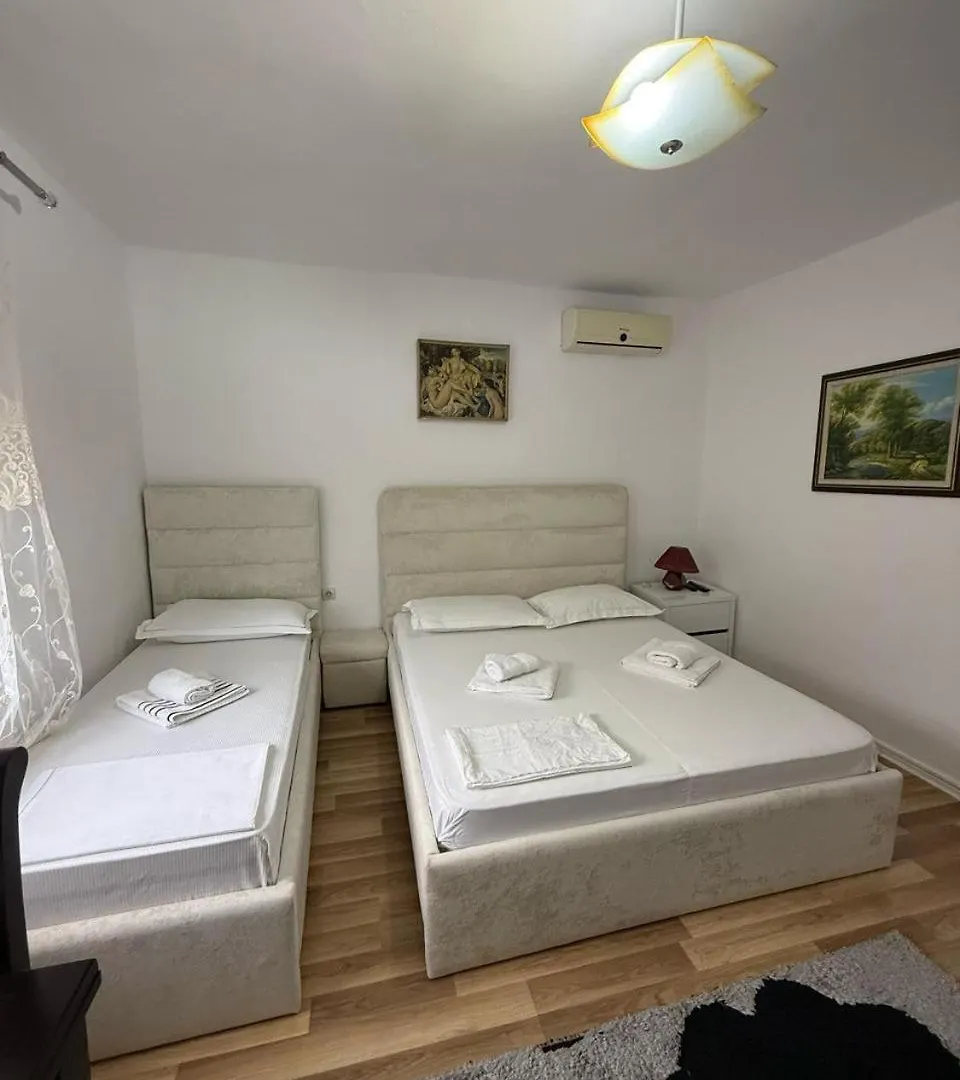 Flat In Berat'S Center Apartment Berat